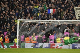Donnarumma retient le penalty de Nunez KEYSTONE/AP/Dave Thompson